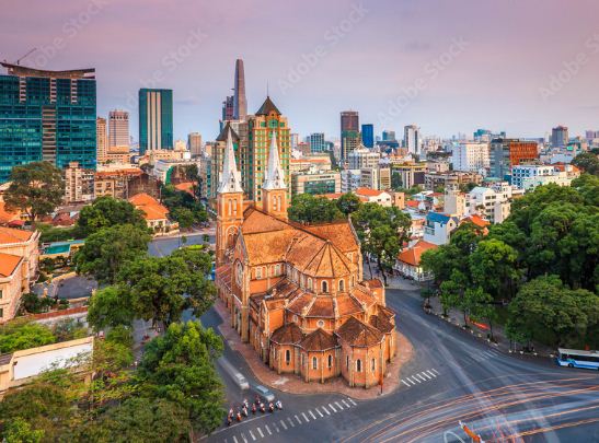 Notre-Dame-Cathedral-Saigon-Church-Ho-Chi-Minh-City-Vietnam-2